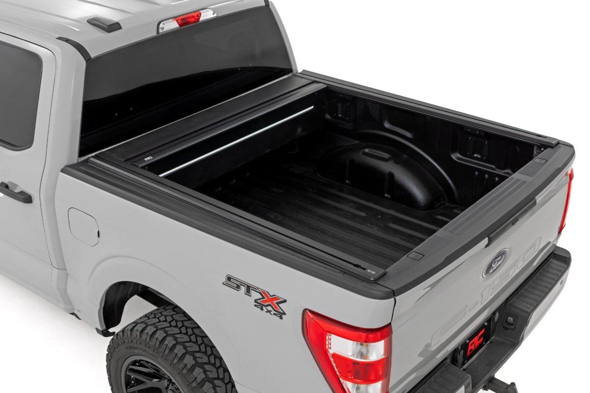 Ford F-150 Lightning Powered Retractable Bed Cover - Rough Country - Matte Black - '22-'26